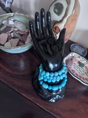 Turquoise dyed howlite beaded stretch bracelets set of four